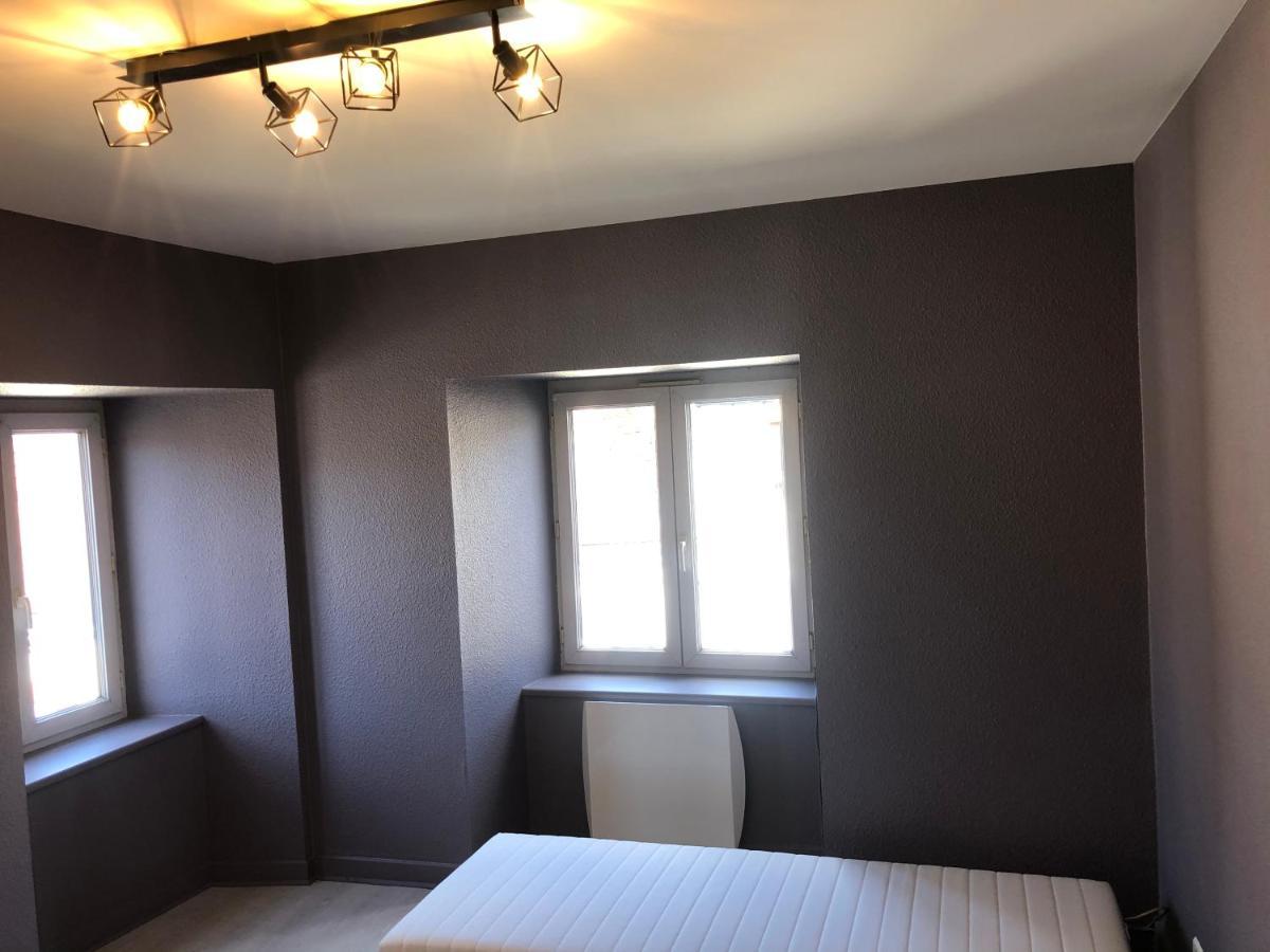 Appartement Porte Du Cantal Massiac Zewnętrze zdjęcie